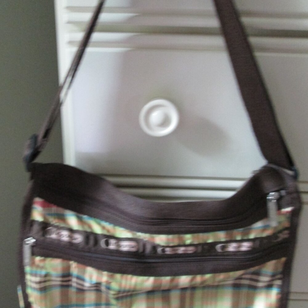LeSportSac Purse/Shoulder Bag/Tote/Crossbody Bag - Picture 2 of 6